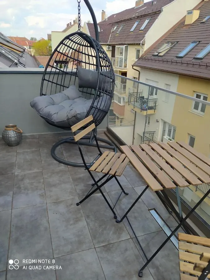 Modern Apartman location